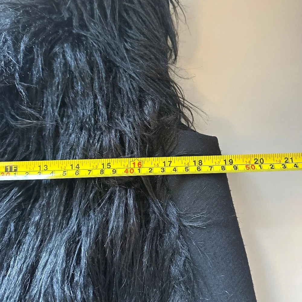 Theory Nyma Shaggy Long Vest in Black Faux Fur | Size Small - Picture 8 of 9